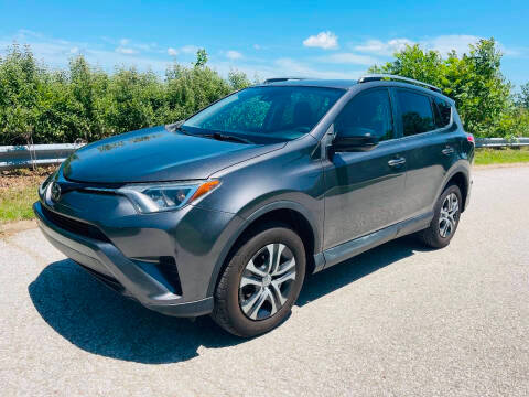 2017 Toyota RAV4 LE AWD photo