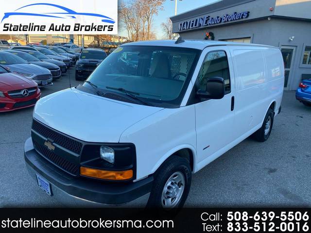 2017 Chevrolet Express Cargo  RWD photo