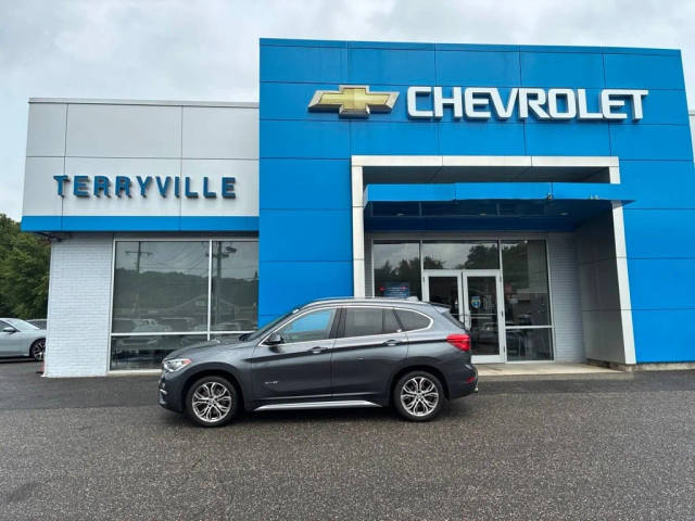 2017 BMW X1 xDrive28i AWD photo