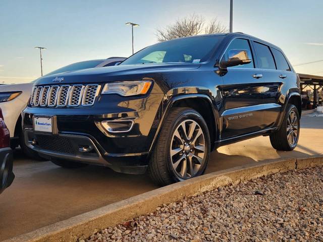 2017 Jeep Grand Cherokee Overland RWD photo