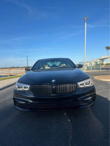 2017 BMW 5 Series 530i RWD photo