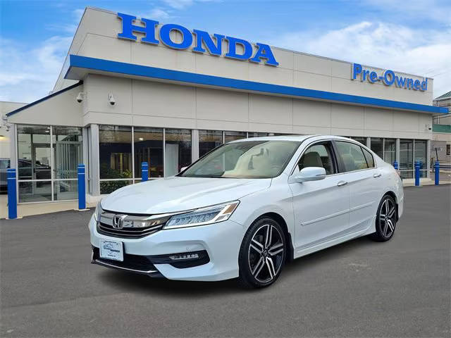 2016 Honda Accord Touring FWD photo