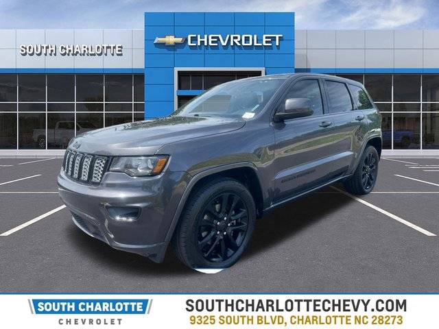 2017 Jeep Grand Cherokee Altitude RWD photo