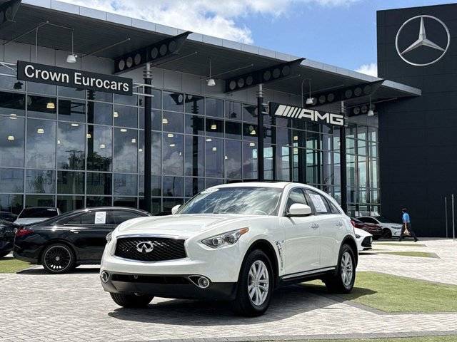 2017 Infiniti QX70 RWD photo