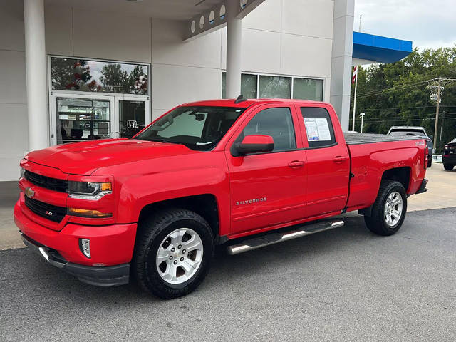 2017 Chevrolet Silverado 1500 LT 4WD photo