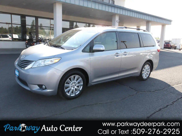 2017 Toyota Sienna XLE AWD photo