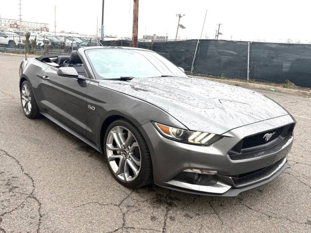 2017 Ford Mustang GT Premium RWD photo