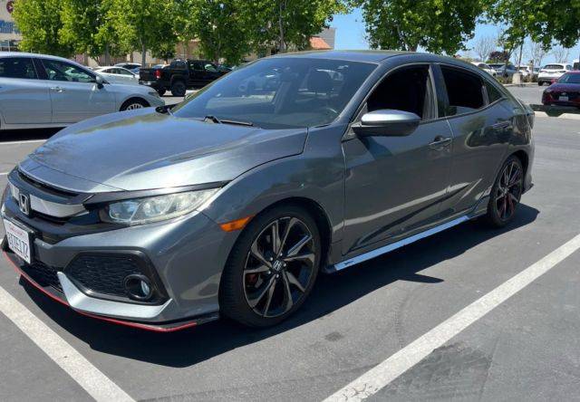 2017 Honda Civic Sport FWD photo
