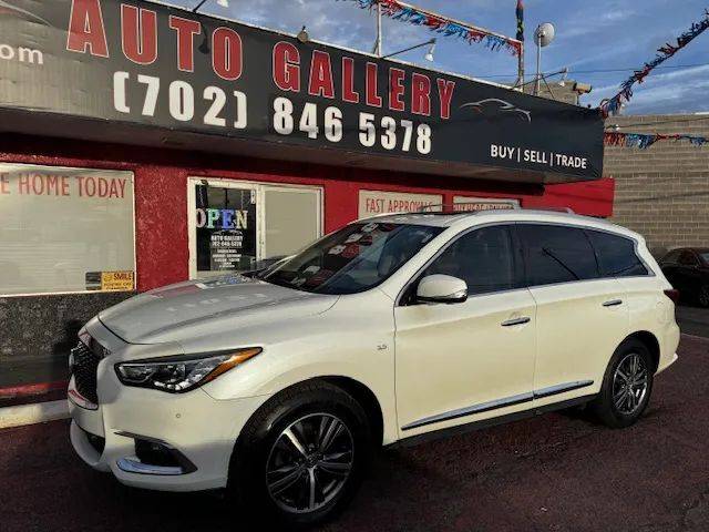 2017 Infiniti QX60  FWD photo