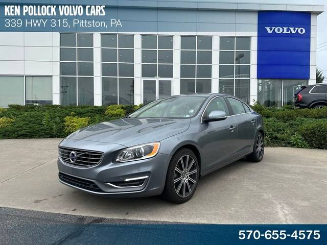 2018 Volvo S60 Inscription Platinum AWD photo