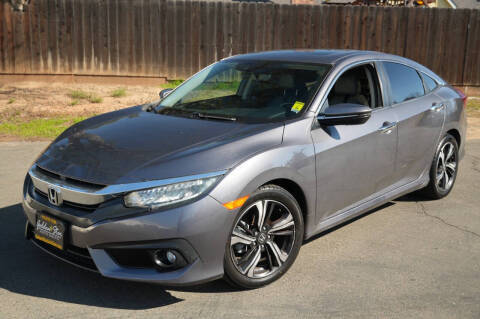 2016 Honda Civic Touring FWD photo