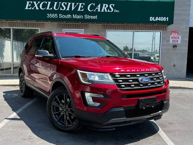 2017 Ford Explorer XLT 4WD photo