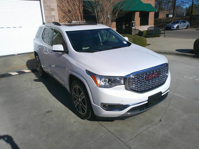 2017 GMC Acadia Denali AWD photo