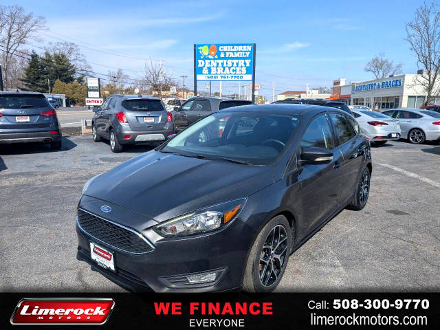 2017 Ford Focus SEL FWD photo