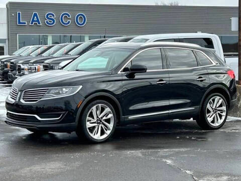 2017 Lincoln MKX Reserve AWD photo