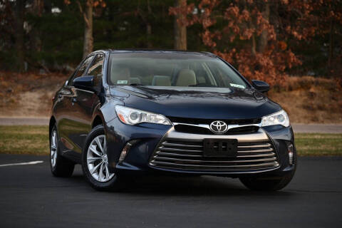 2017 Toyota Camry LE FWD photo