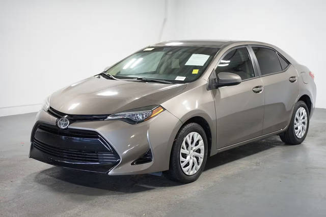 2017 Toyota Corolla LE FWD photo