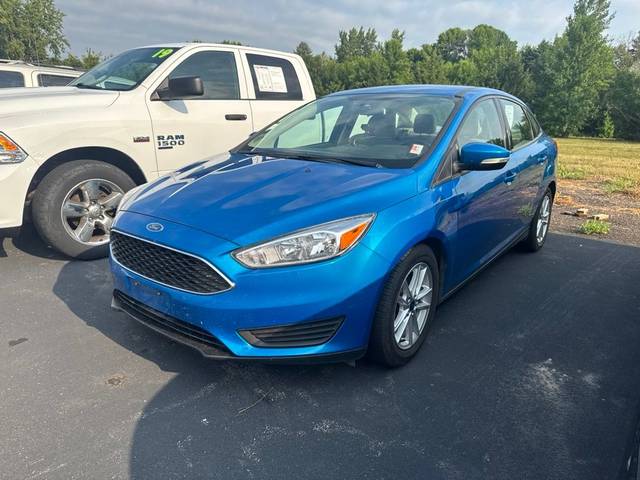 2016 Ford Focus SE FWD photo