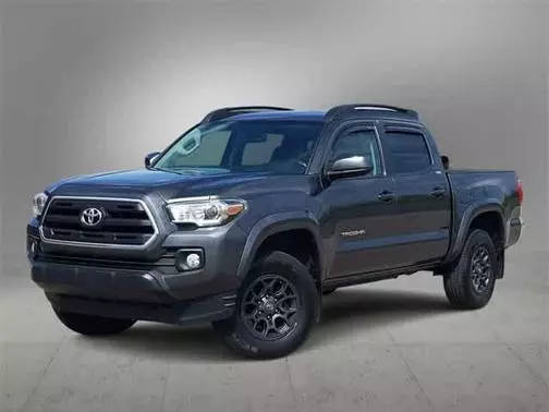 2017 Toyota Tacoma SR5 4WD photo