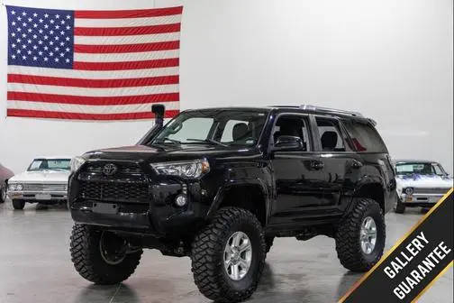 2016 Toyota 4Runner SR5 4WD photo