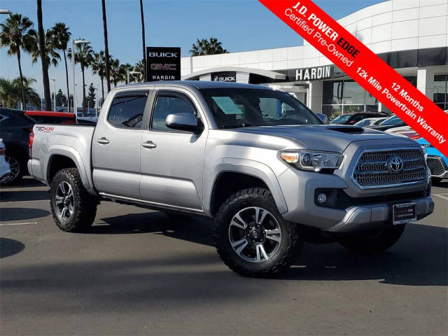 2017 Toyota Tacoma TRD Sport 4WD photo