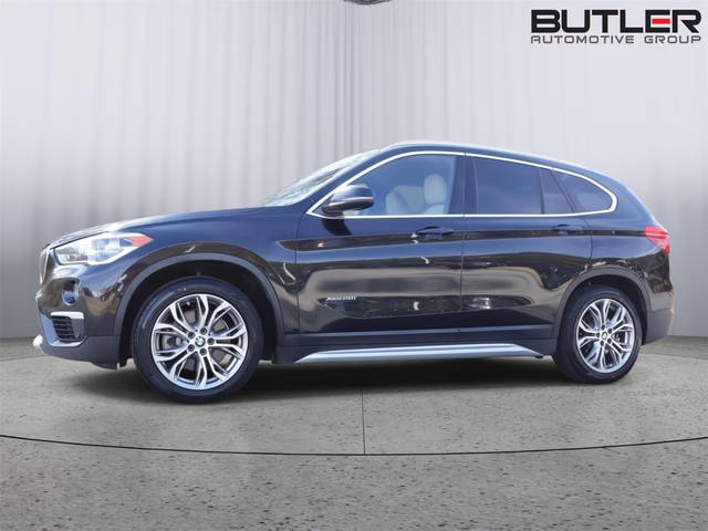 2017 BMW X1 xDrive28i AWD photo
