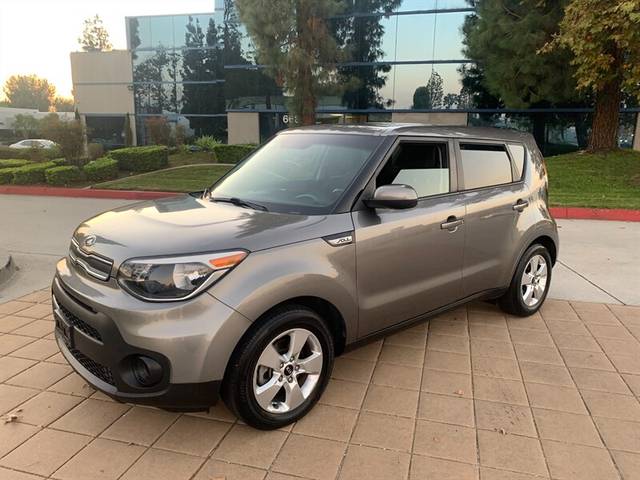 2017 Kia Soul Base FWD photo
