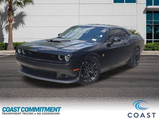 2017 Dodge Challenger 392 Hemi Scat Pack Shaker RWD photo