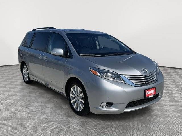 2017 Toyota Sienna Limited Premium FWD photo