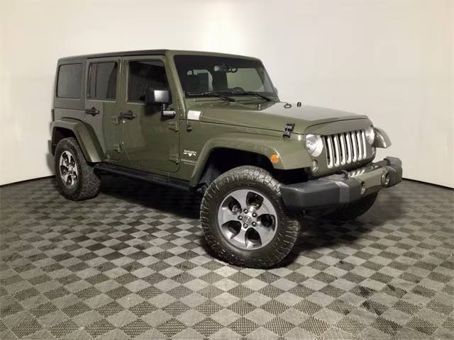 2016 Jeep Wrangler Unlimited Sahara 4WD photo