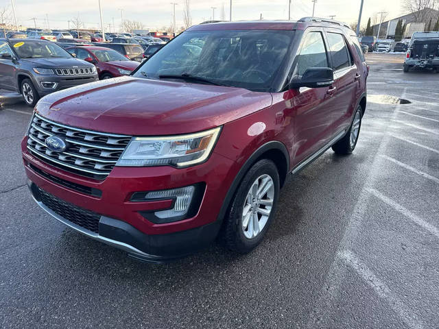 2017 Ford Explorer XLT FWD photo