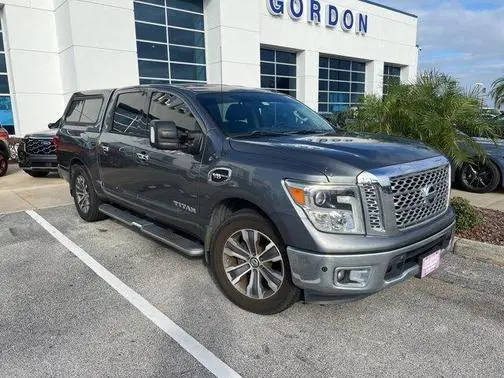 2017 Nissan Titan SL RWD photo