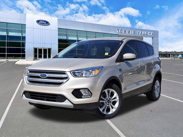 2017 Ford Escape SE FWD photo