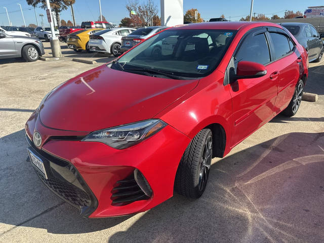 2017 Toyota Corolla SE FWD photo