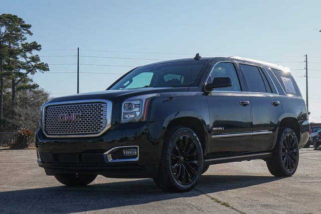 2017 GMC Yukon Denali 4WD photo