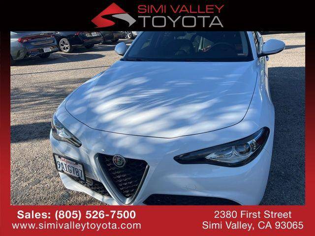 2017 Alfa Romeo Giulia  RWD photo