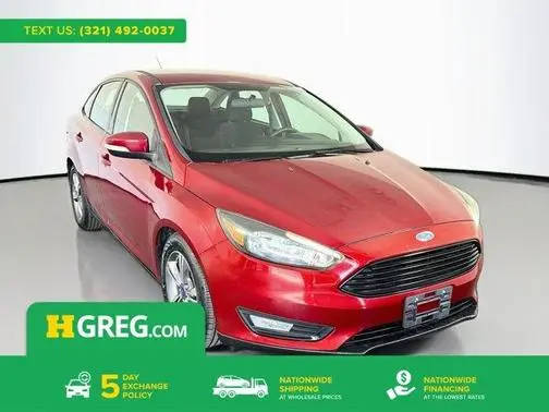 2017 Ford Focus SE FWD photo