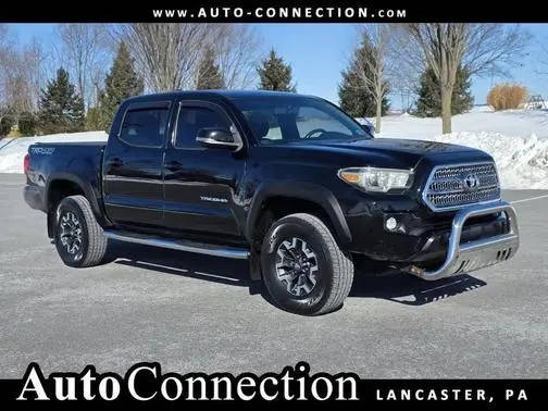 2017 Toyota Tacoma TRD Off Road 4WD photo