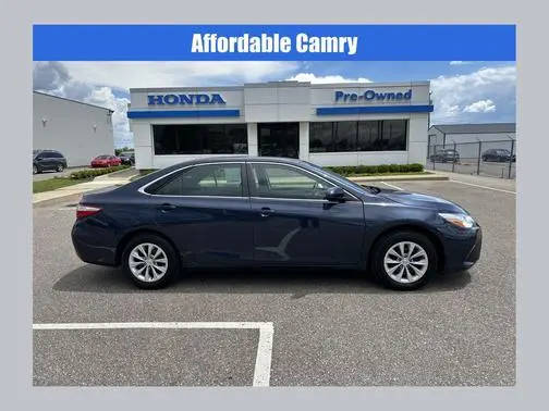 2017 Toyota Camry LE FWD photo