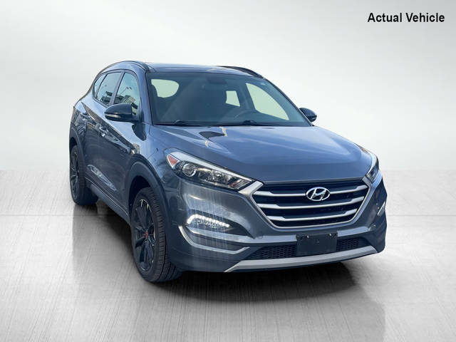 2017 Hyundai Tucson Night AWD photo