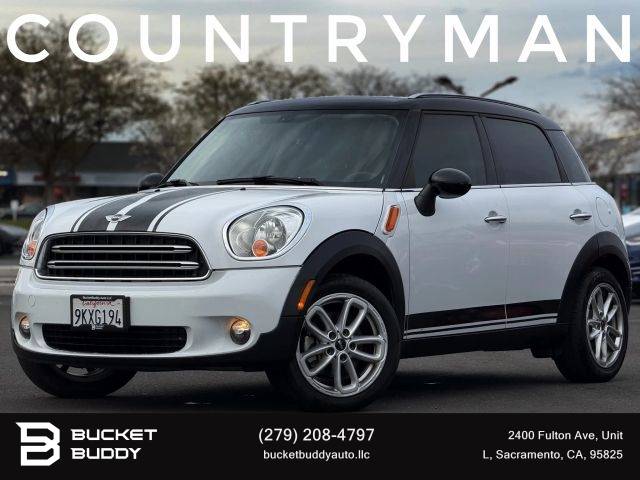 2015 MINI Countryman  FWD photo