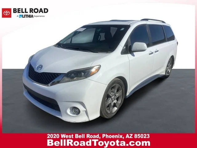 2015 Toyota Sienna SE FWD photo