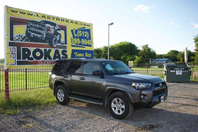 2017 Toyota 4Runner SR5 RWD photo