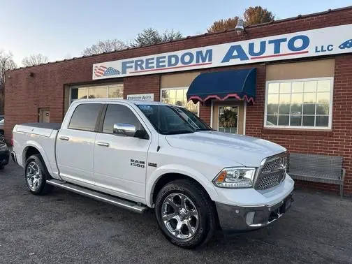 2017 Ram 1500 Laramie 4WD photo