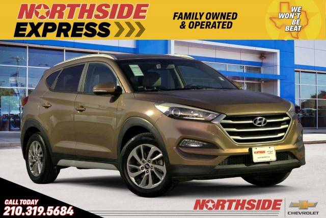2017 Hyundai Tucson SE Plus FWD photo