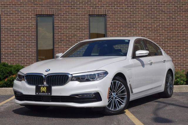 2018 BMW 5 Series 530e xDrive iPerformance AWD photo
