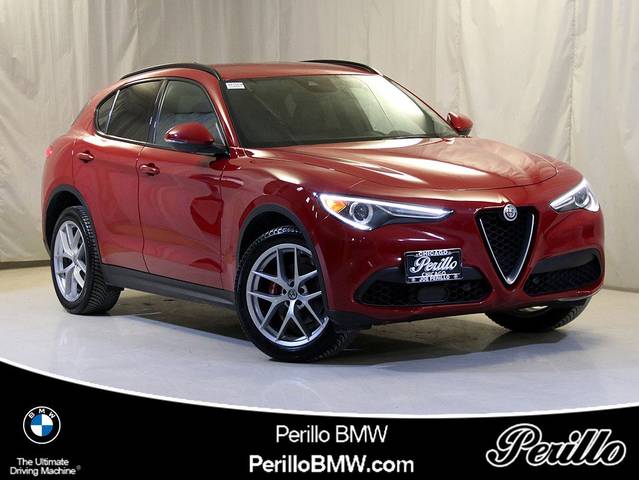 2018 Alfa Romeo Stelvio Ti Sport AWD photo