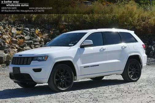 2017 Jeep Grand Cherokee Altitude 4WD photo