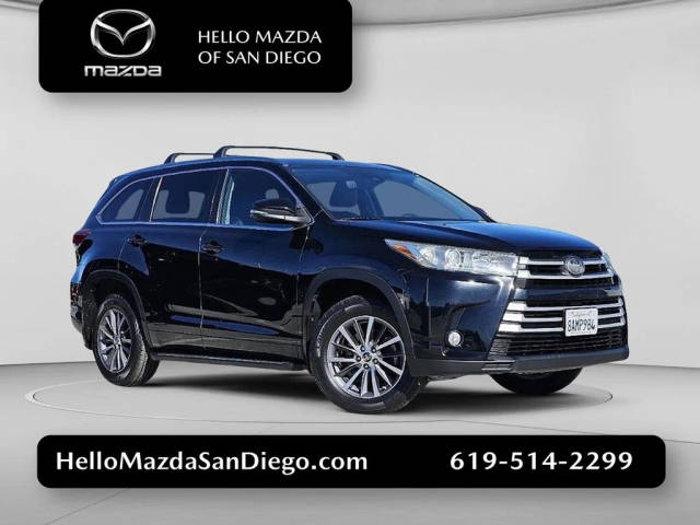 2017 Toyota Highlander XLE FWD photo