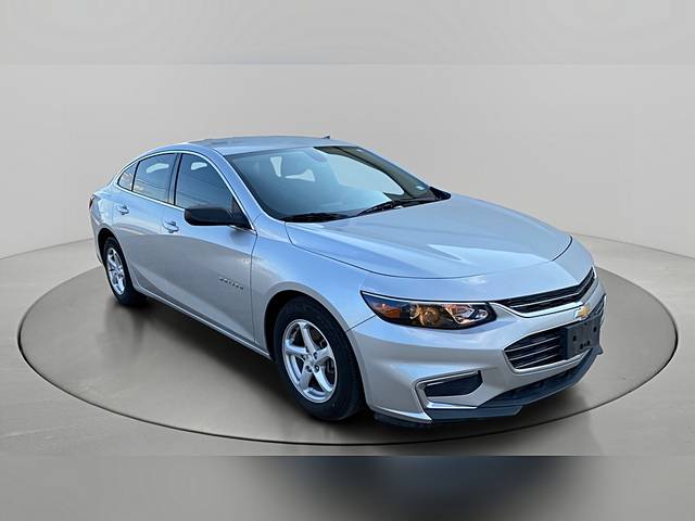 2018 Chevrolet Malibu LS FWD photo